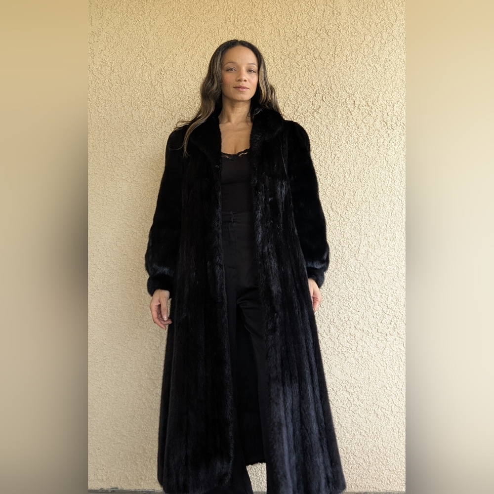 Vintage Donald Brooks SAGA Mink Full Length Black Fur Coat | Size Large 8-10